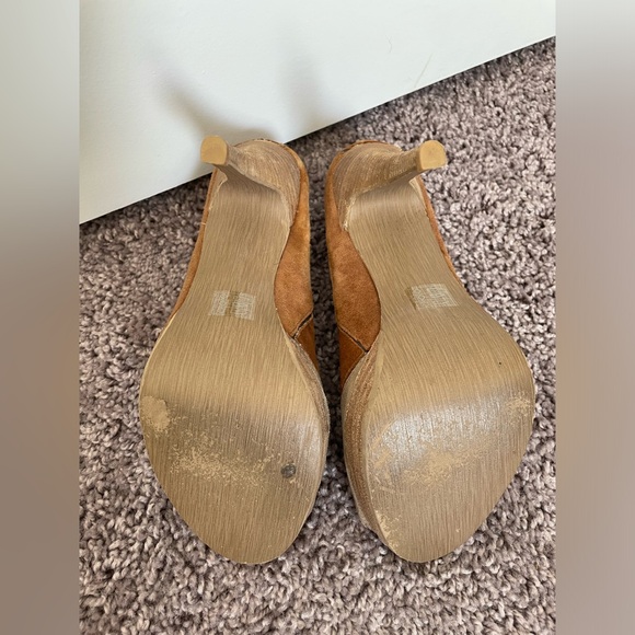 Levity Shoes Suede Cognac Peep Toe Pumps - Picture 6 of 6